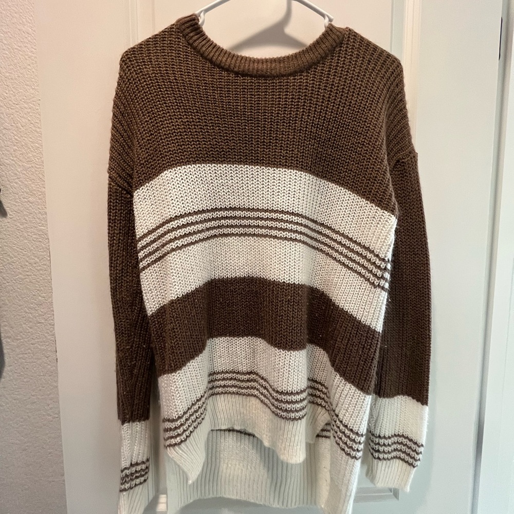 Cotton Emporium brown and white sweater size Small